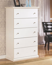 Load image into Gallery viewer, Bostwick Shoals - Five Drawer Chest - White
