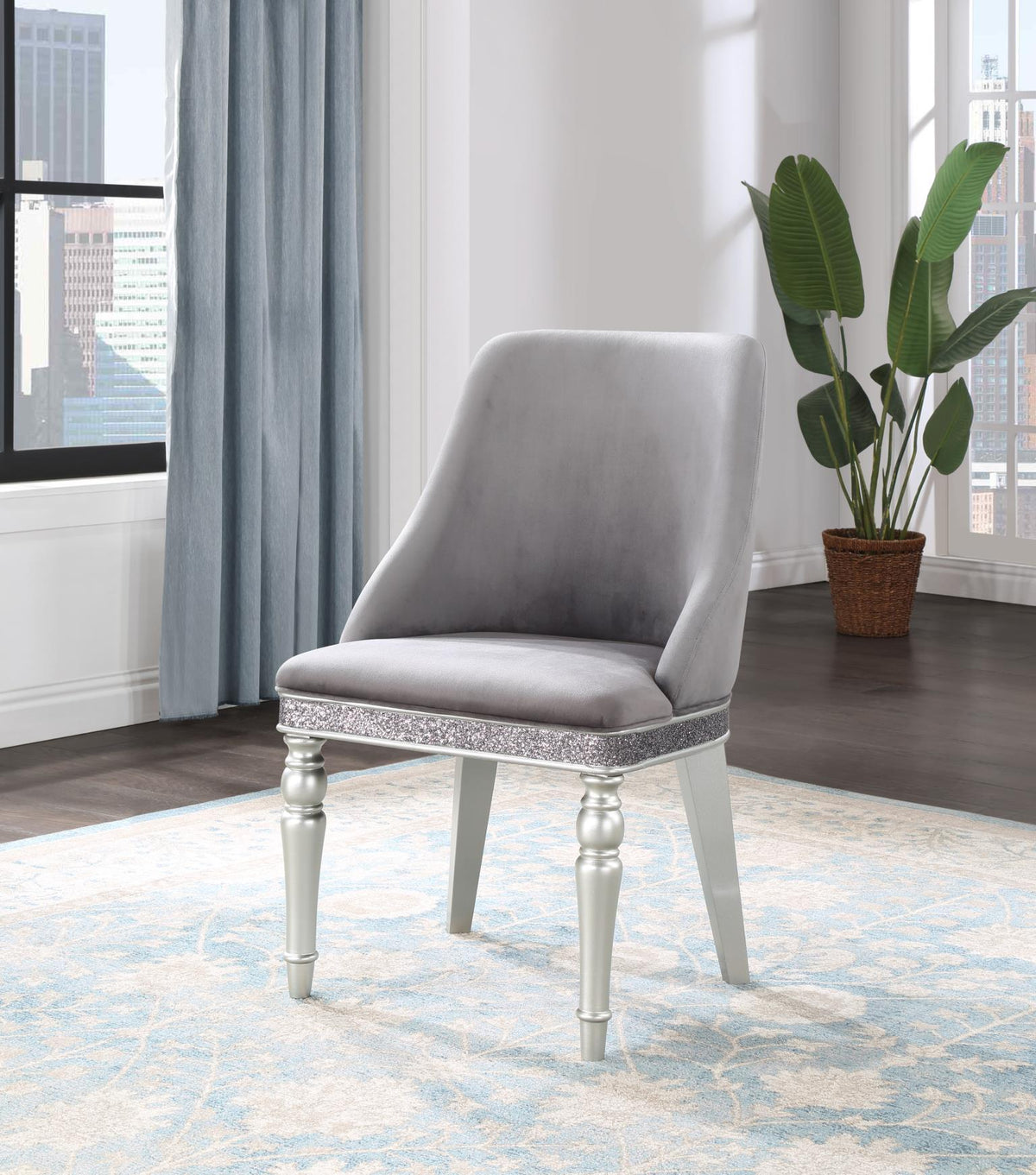 D107 - Server - Shimmer Silver
