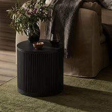 Load image into Gallery viewer, Madera - Oak Veneer And Solid Wood Table
