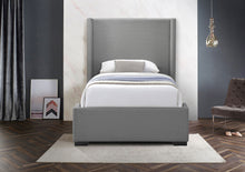 Load image into Gallery viewer, Oxford - Bed
