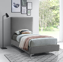 Load image into Gallery viewer, Geri - Bed
