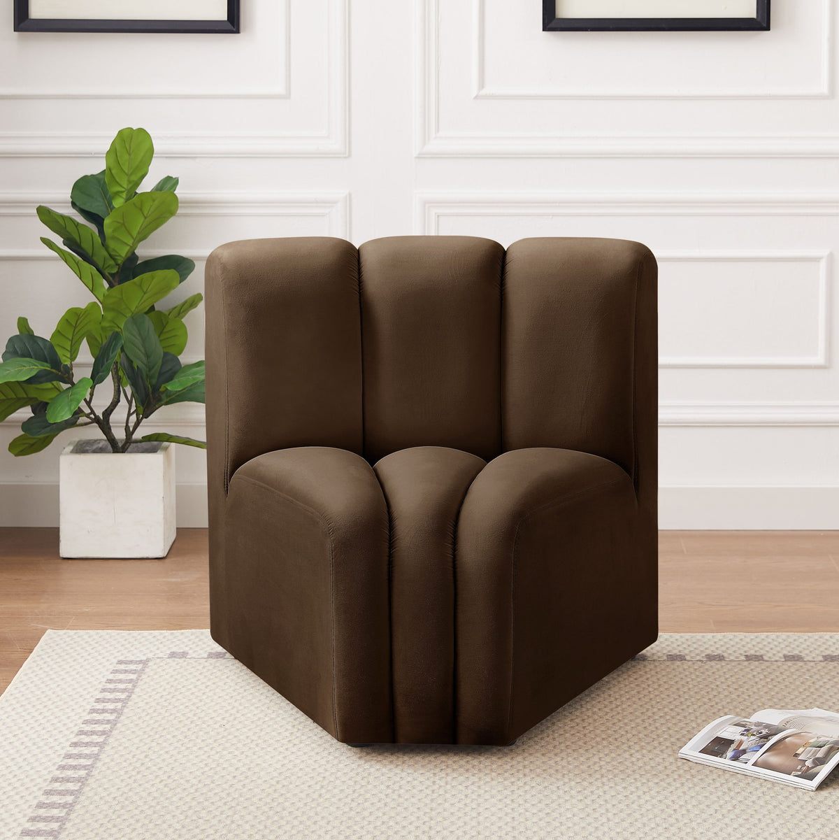 Arc - Velvet Curved Corner Chair