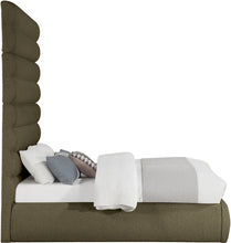 Load image into Gallery viewer, Adam - Boucle Fabric Bed With 89" Headboard
