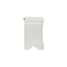 Load image into Gallery viewer, Lyndhurst - Nightstand
