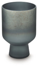 Load image into Gallery viewer, Pennmore - Vase
