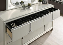 Load image into Gallery viewer, B025 - Dresser - White
