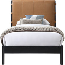 Load image into Gallery viewer, Abigail - Bed
