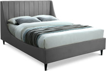 Load image into Gallery viewer, Eva - Velvet Bed
