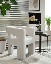 Load image into Gallery viewer, Landick - Accent Chair
