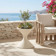 Load image into Gallery viewer, Vessa - Indoor / Outdoor Concrete Planter
