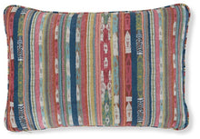 Load image into Gallery viewer, Orensburgh Pillow (Set of 4)
