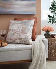 Load image into Gallery viewer, Edinfielders Pillow (Set of 4)

