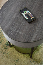 Load image into Gallery viewer, Sethlen Accent Table
