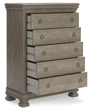 Load image into Gallery viewer, Lexorne Chest of Drawers
