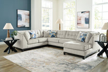 Load image into Gallery viewer, Maxon Place Sectional with Chaise
