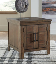 Load image into Gallery viewer, Moriville End Table - Ego Home Furniture
