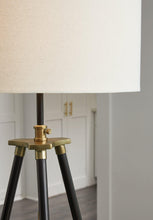 Load image into Gallery viewer, Cashner Floor Lamp
