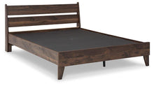 Load image into Gallery viewer, Calverson Panel Bed - Ego Home Furniture
