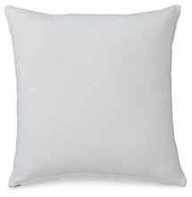 Load image into Gallery viewer, Longsum Pillow (Set of 4)
