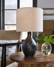 Load image into Gallery viewer, Garinton Table Lamp
