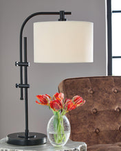 Load image into Gallery viewer, Baronvale Lamp Set - Ego Home Furniture
