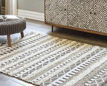 Load image into Gallery viewer, Karalee 8&#39; x 10&#39; Rug - Ego Home Furniture

