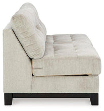 Load image into Gallery viewer, Maxon Place Sectional with Chaise
