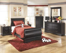 Load image into Gallery viewer, Huey Vineyard Dresser - Ego Home Furniture
