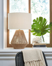 Load image into Gallery viewer, Clayman Table Lamp
