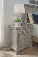 Load image into Gallery viewer, Lettner Bedroom Set
