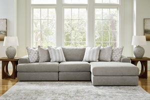 Avaliyah Sectional with Chaise