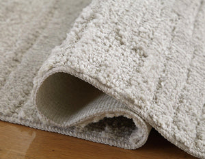 Ivygail 7'5" x 9'6" Rug - Ego Home Furniture
