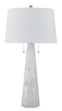 Load image into Gallery viewer, Laurellen Table Lamp
