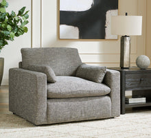Load image into Gallery viewer, Dramatic Oversized Chair - Ego Home Furniture
