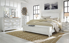 Load image into Gallery viewer, Kanwyn Bed with Storage Bench
