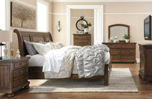 Load image into Gallery viewer, Flynnter Dresser and Mirror - Ego Home Furniture
