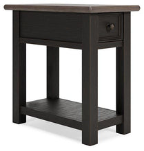 Load image into Gallery viewer, Tyler Creek End Table Set
