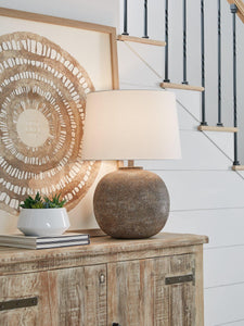Neavesboro Table Lamp - Ego Home Furniture