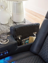 Load image into Gallery viewer, Fyne-Dyme Power Reclining Loveseat with Console - Ego Home Furniture
