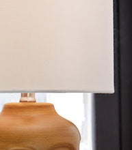 Load image into Gallery viewer, Gierburg Table Lamp - Ego Home Furniture
