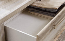 Load image into Gallery viewer, Hasbrick Queen Bedroom Set - Ego Home Furniture
