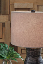 Load image into Gallery viewer, Kerbert Table Lamp - Ego Home Furniture
