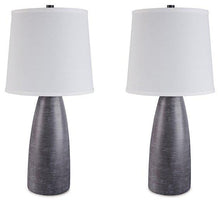 Load image into Gallery viewer, Shavontae Table Lamp (Set of 2)
