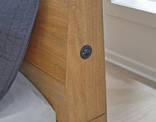 Load image into Gallery viewer, Sherbana Bed - Ego Home Furniture

