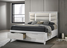 Load image into Gallery viewer, B027 Pale Almond Bed
