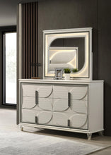 Load image into Gallery viewer, Queen Bed - Dresser - Mirror
