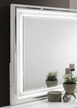 Load image into Gallery viewer, White Dresser
