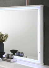 Load image into Gallery viewer, White/Gray Line King Bed
