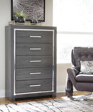 Load image into Gallery viewer, Lodanna Chest of Drawers
