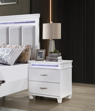 Load image into Gallery viewer, White Led Mirror

